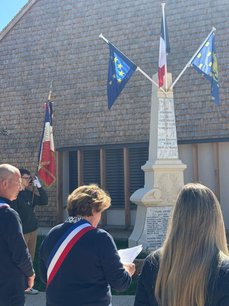 Le Monument aux Morts de la Commune de Vaire